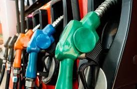 تیل کی بڑھتی عالمی قیمتوں پر وزیراعظم کا اظہار تشویش، جمعہ کو نئی قیمتوں کا اعلان متوقع