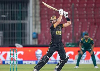 پی ایس ایل 11: حیدرآباد کنگز مین نے ملتان سلطانز کو 8 وکٹوں سے شکست دے کر ایونٹ سے باہر کر دیا