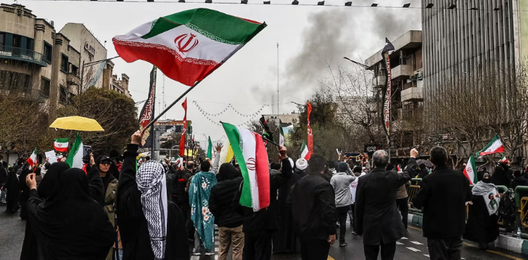 عنوان: تہران میں مشتبہ ڈرون سرگرمیوں کے بعد ایران کا فضائی دفاعی نظام متحرک