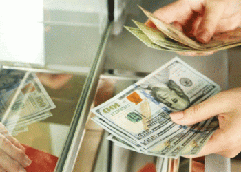 پاکستان میں ڈالر اور سونے کی قیمت میں کمی، نئی قیمتیں جاری