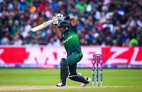 بابر اعظم نے ظہیر عباس کا ریکارڈ توڑ دیا، اب جاوید میانداد کا بڑا ریکارڈ نشانے پر