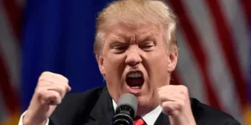 ٹرمپ کا میڈیا پر پھر برس پڑے، سی این این رپورٹر کو آڑے ہاتھوں لے لیا
