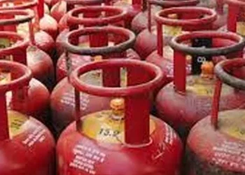 ایل پی جی کی قیمت میں بڑا اضافہ، گھریلو صارفین پر اضافی بوجھ